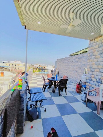 Building Lobby in 1 BHK Builder Floor at Paryavaran Complex – for Rent