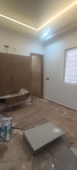 Master Bedroom in 4 BHK Builder Floor at Rohini Sector 7 – for Sale