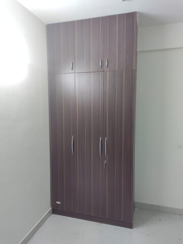 Room in 2 BHK Apartment at Signature Global Orchard Avenue, Sector 93 – for Rent