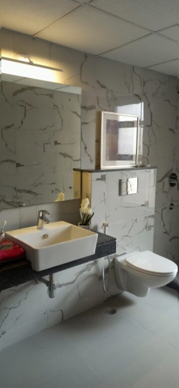 Building Lobby in 3.5 BHK Apartment at M3M Sky City, Sector 65 – for Rent