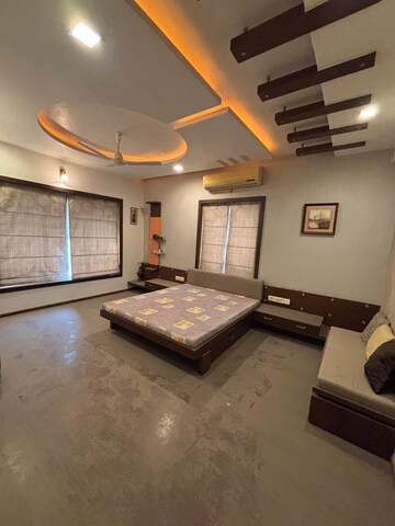 Master Bedroom in 3 BHK Apartment at Navrangpura – for Rent