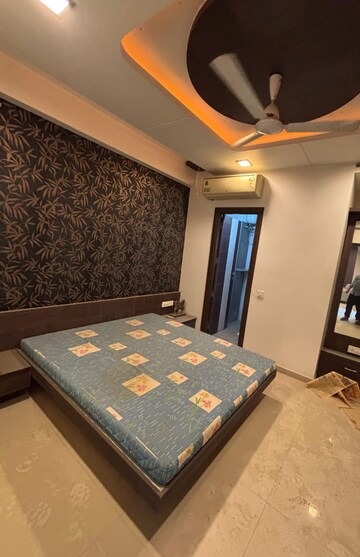 Bedroom in 3 BHK Apartment at Navrangpura – for Rent