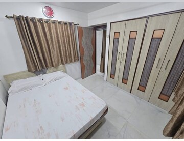 Bedroom in 2 BHK Apartment at Marol Industrial Area, Andheri East – for Rent