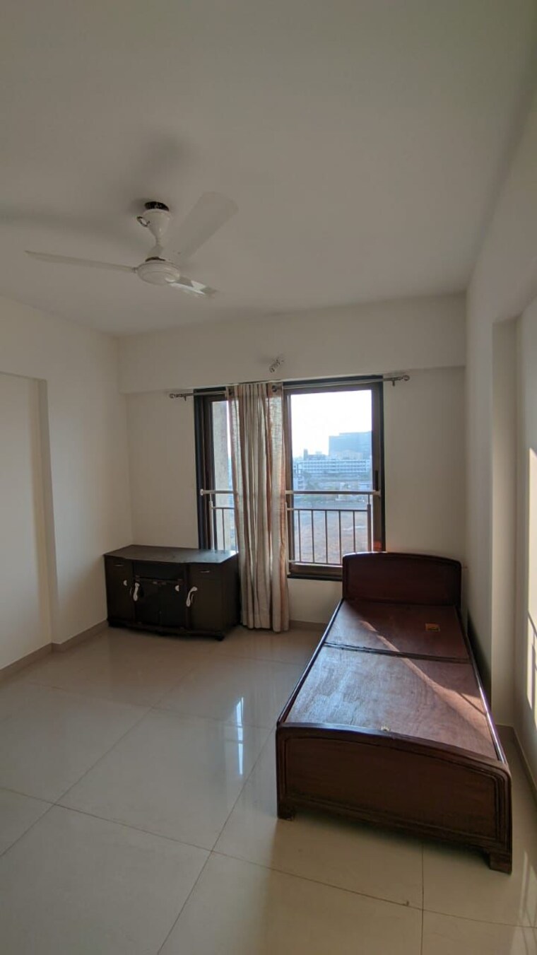 Master Bedroom, kumar-parc-residences 4 Bedroom 1671 Sq.Ft. Apartment In Hadapsar Pune 8458412