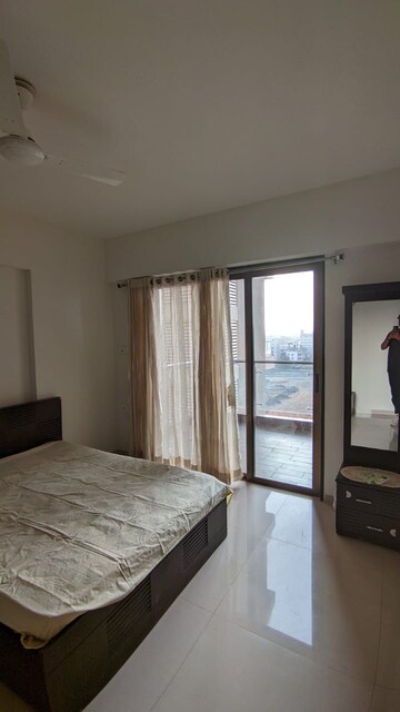 Master Bedroom in 4 BHK Apartment at Kumar Parc Residences, Hadapsar – for Sale