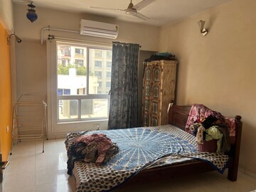 Bedroom in 3.5 BHK Apartment at Clover Heights, Wanowrie – for Rent