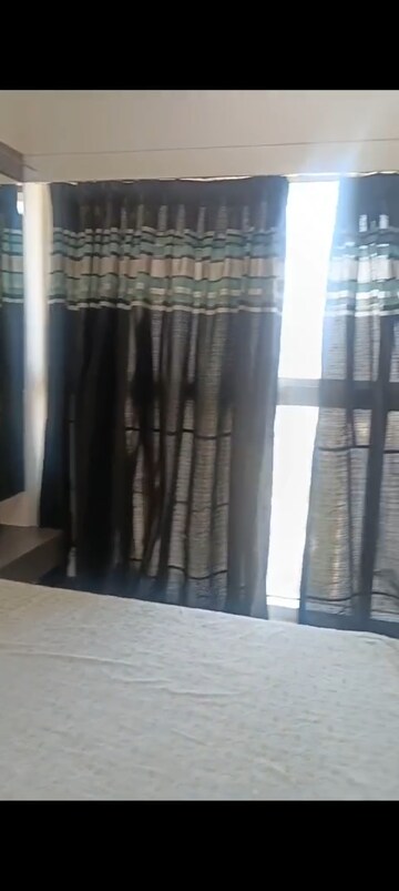 Furnished Amenities in 3 BHK Apartment at Lodha Primo, Parel – for Rent