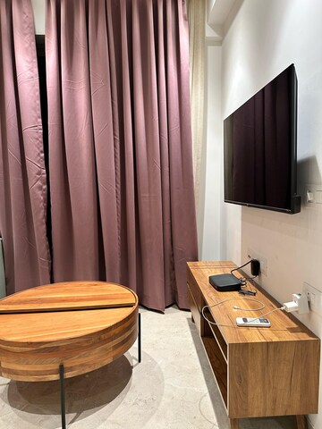 Bedroom in 1 BHK Apartment at Hiranandani Regent Hill, Powai – for Rent