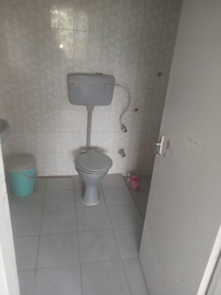 Bathroom, rahul-residency-kondhwa 2 Bedroom 1100 Sq.Ft. Apartment In Nibm Pune 8458499