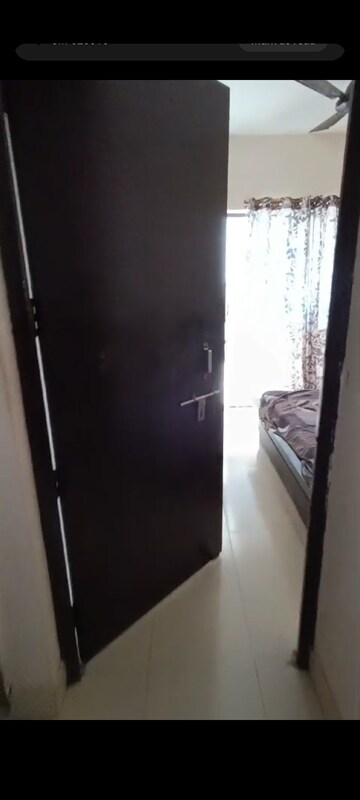Furnished Amenities in 2 BHK Apartment at OP Floridaa, Sector 82 – for Sale