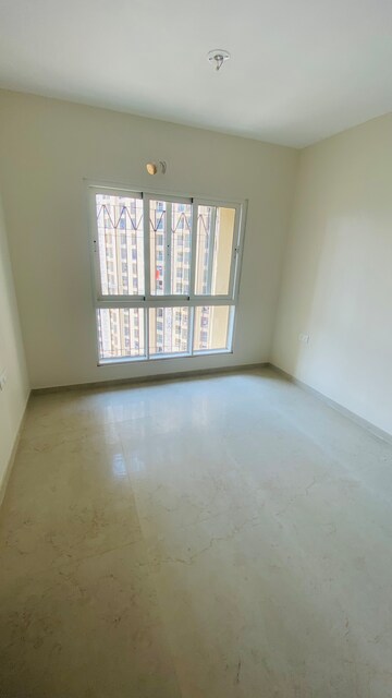 2 BHK Apartment For Rent in Dosti West County, Balkum Pada