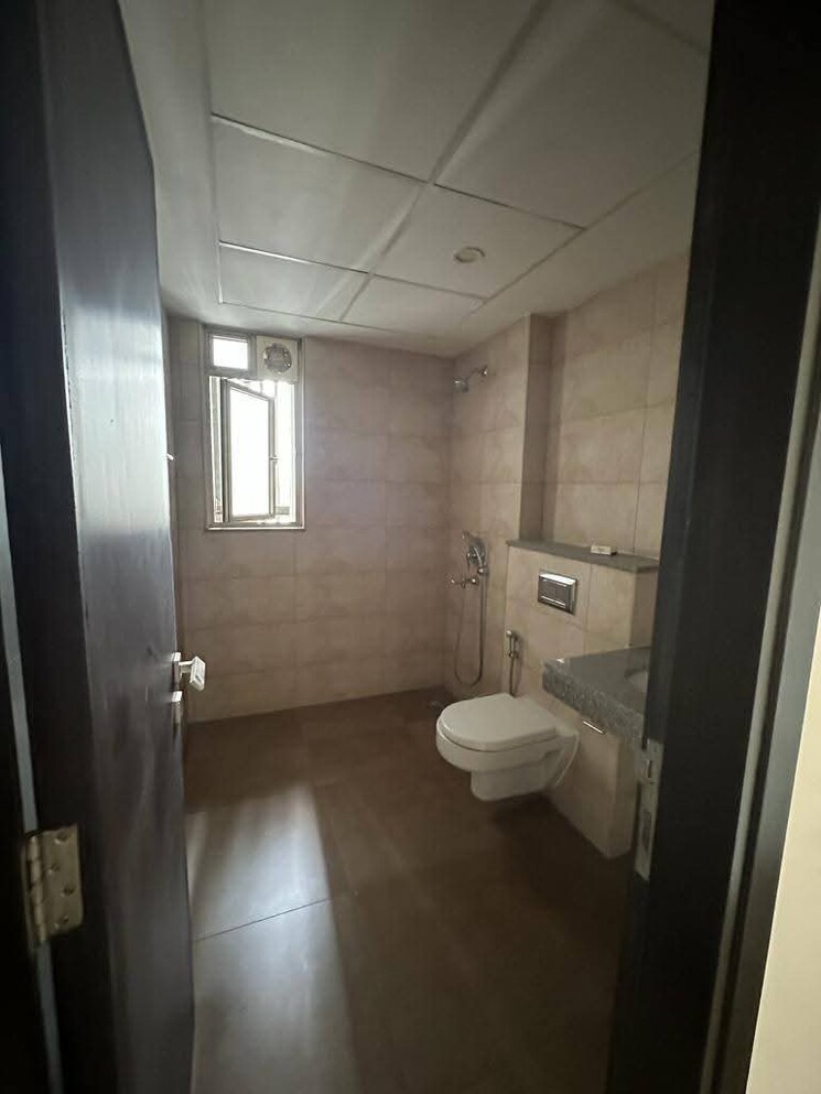 Bathroom, godrej-meridien 3 Bedroom 2002 Sq.Ft. Apartment In Sector 106 Gurgaon 8458523