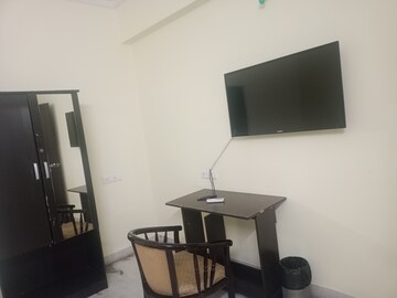 Master Bedroom in 1 BHK Builder Floor at Begumpet – for Rent