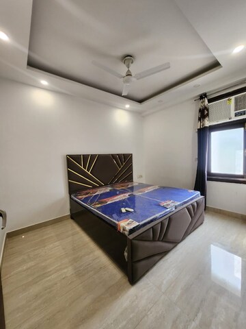 Bedroom in 2 BHK Builder Floor at Chattarpur – for Rent