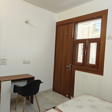 Room in 1 BHK Builder Floor at Chattarpur – for Rent