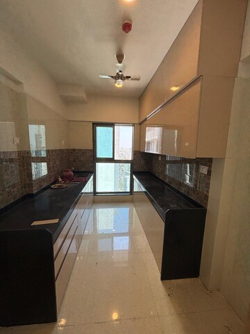 2 BHK Apartment For Rent in Chirag Bhagat Grandeur, Malad West