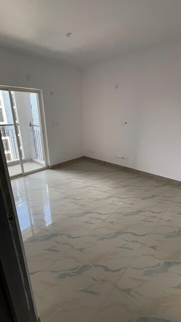 Room in 2 BHK Apartment at Emprasa, Hoskote – for Sale
