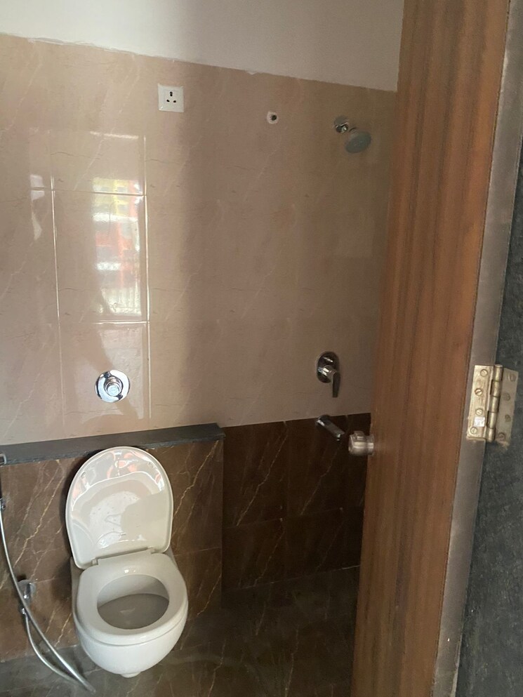 Bathroom, atul-westernhills 2.5 Bedroom 800 Sq.Ft. Apartment In Baner Pune 8458762