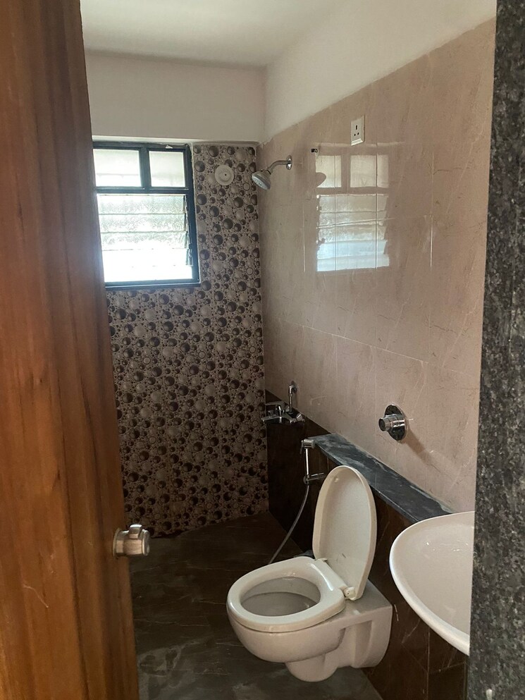 Bathroom, atul-westernhills 2.5 Bedroom 800 Sq.Ft. Apartment In Baner Pune 8458762