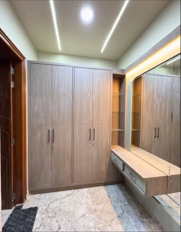 Bedroom in 4 BHK Builder Floor at Sector 37 – for Rent