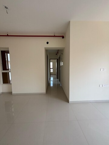 Master Bedroom in 2.5 BHK Apartment at Wadhwa TW Gardens, Kandivali East – for Rent