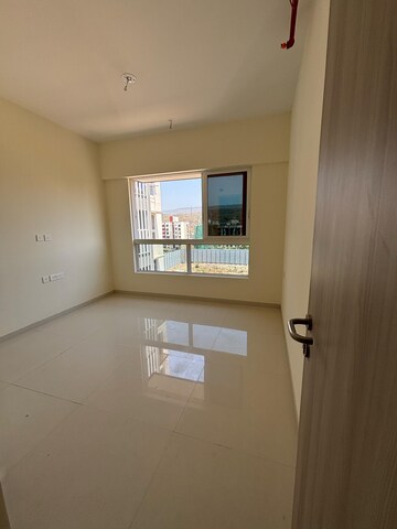 Master Bedroom in 2.5 BHK Apartment at Wadhwa TW Gardens, Kandivali East – for Rent