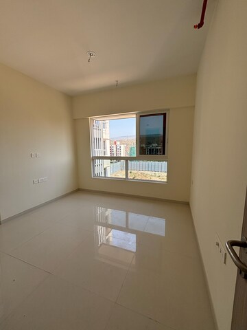 Master Bedroom in 2.5 BHK Apartment at Wadhwa TW Gardens, Kandivali East – for Rent