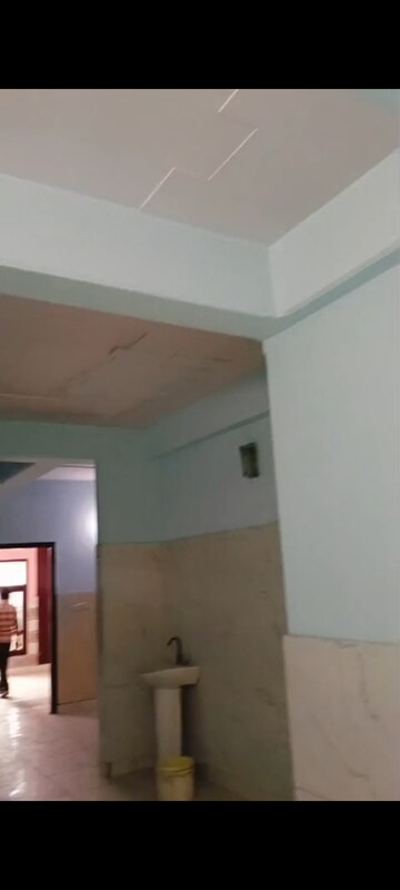 Room in 3 BHK Builder Floor at Keshav Dham Rajendra Nagr, Rajendra Nagar – for Rent