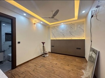 Master Bedroom in 4 BHK Builder Floor at Sector 57 – for Sale