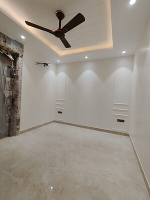 Master Bedroom in 4 BHK Builder Floor at Sector 57 – for Sale