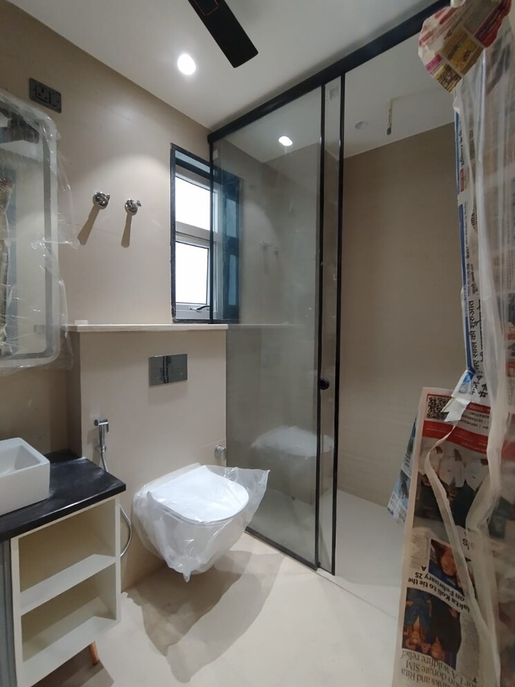 Bathroom, sector 57 4 Bedroom 2200 Sq.Ft. Builder Floor In Sector 57 Gurgaon 8459003
