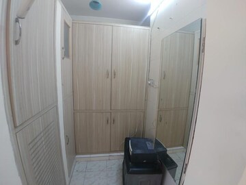 Bathroom in 3 BHK Builder Floor at Sushant Lok 3, Sector 57 – for Rent