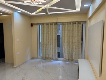Living Room in 2 BHK Apartment at Sindhi Society – for Rent