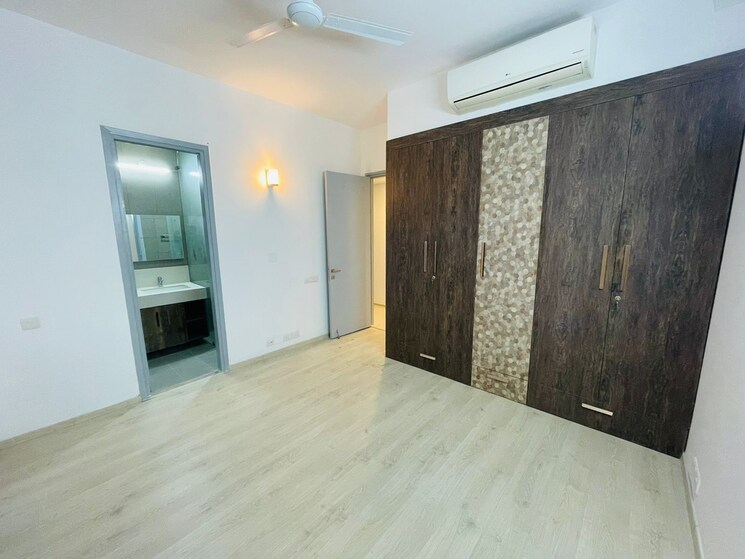 Master Bedroom, ireo-skyon 3 Bedroom 2045 Sq.Ft. Apartment In Sector 60 Gurgaon 8459209