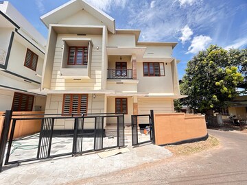 3 BHK Villa For Sale in Ayyanthole