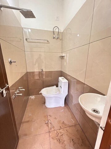 Bathroom in 3 BHK Villa at Ayyanthole – for Sale