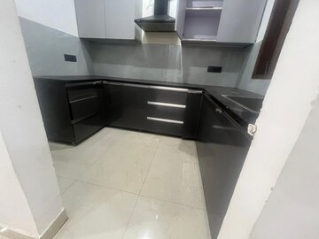 3 BHK Builder Floor For Rent in Saket