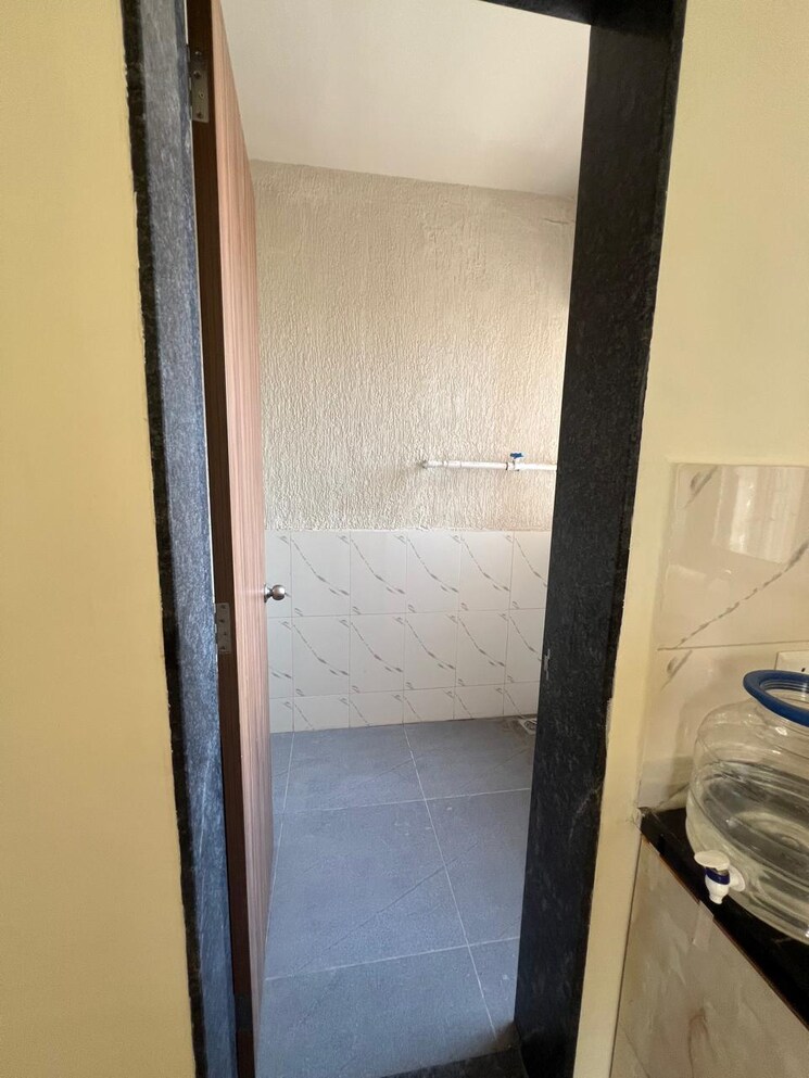 Bathroom, kolte-patil-r1-life-republic 3 Bedroom 1100 Sq.Ft. Apartment In Hinjewadi Pune 8459344