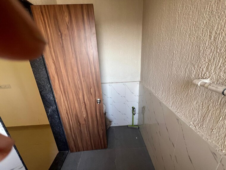 Bathroom, kolte-patil-r1-life-republic 3 Bedroom 1100 Sq.Ft. Apartment In Hinjewadi Pune 8459344