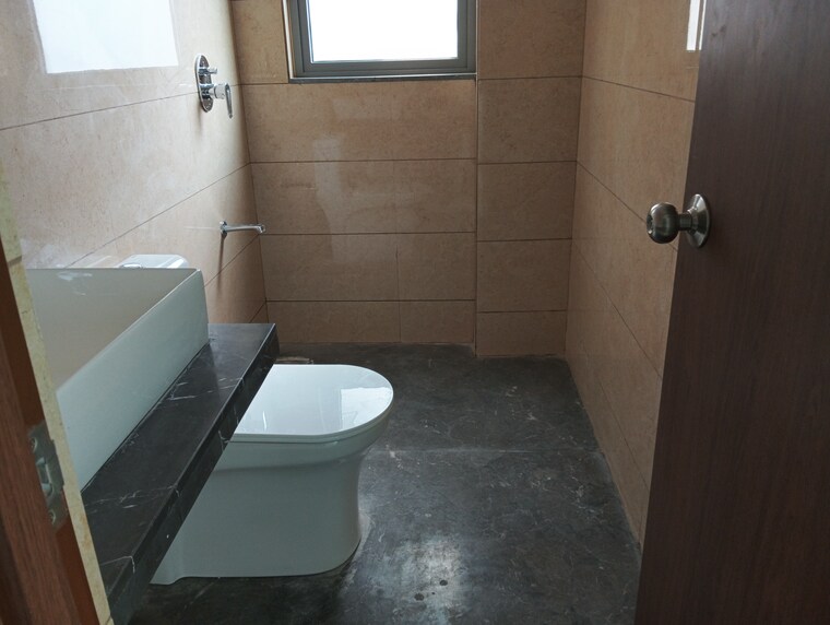 Bathroom, kalpataru-immensa 4 Bedroom 1753 Sq.Ft. Apartment In Kolshet Road Thane 8459447