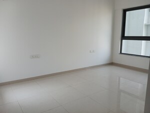 Master Bedroom in 4 BHK Apartment at Kalpataru Immensa, Kolshet Road – for Sale