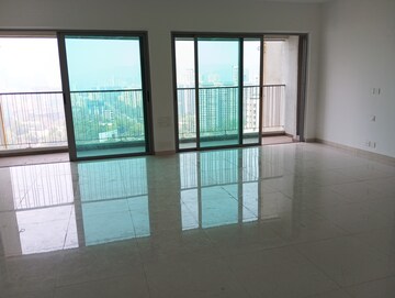 Master Bedroom in 4 BHK Apartment at Kalpataru Immensa, Kolshet Road – for Sale