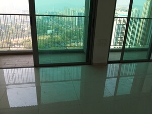 Master Bedroom in 4 BHK Apartment at Kalpataru Immensa, Kolshet Road – for Sale