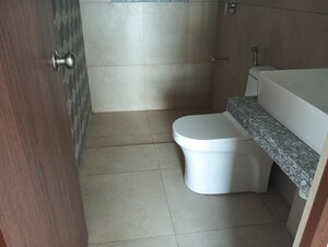 Bathroom in 4 BHK Apartment at Kalpataru Immensa, Kolshet Road – for Sale