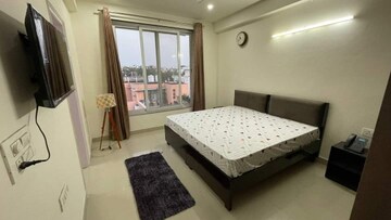 Bedroom in 2 BHK Builder Floor at Huda Market, Sector 31 – for Rent