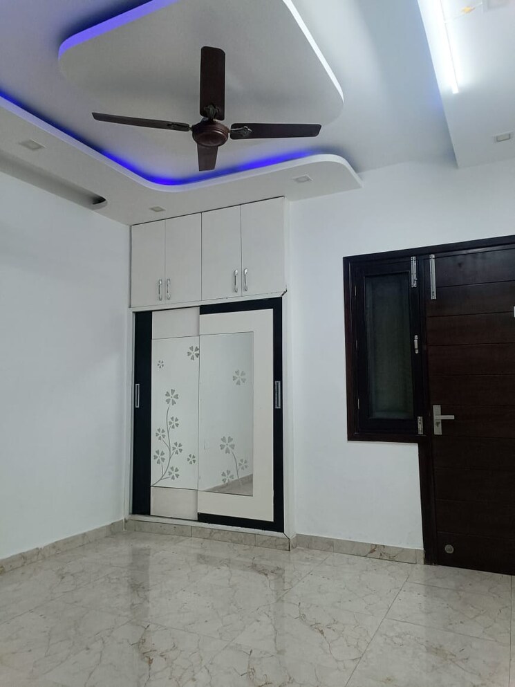 Exterior View, paschim vihar 3 Bedroom 2150 Sq.Ft. Builder Floor In Paschim Vihar Delhi 8459479