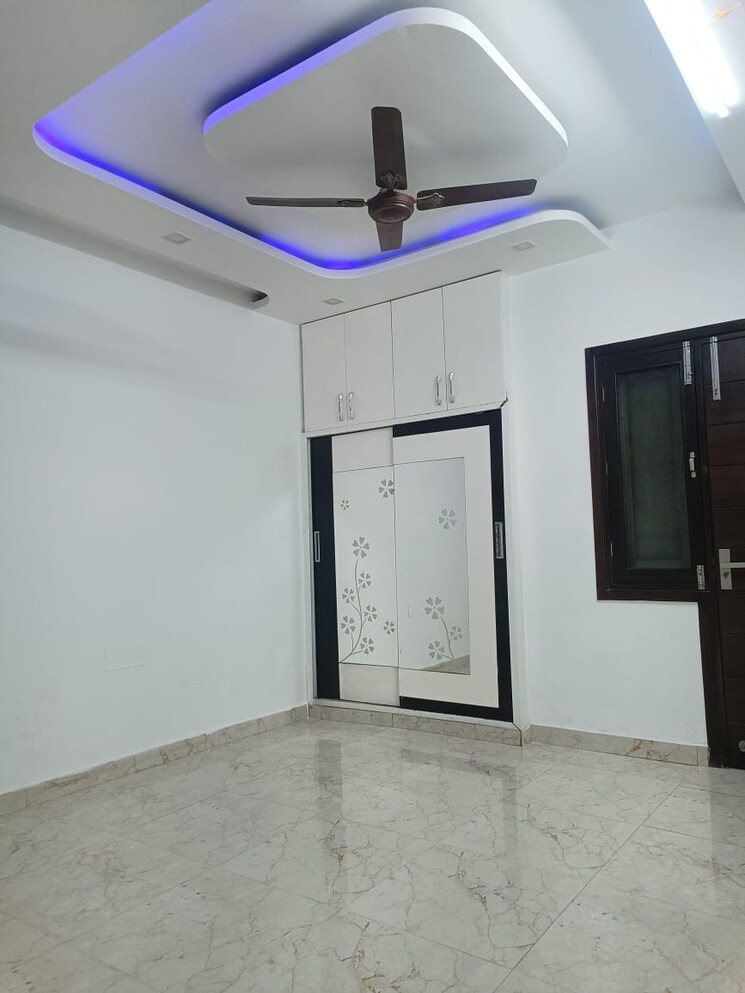 Master Bedroom, paschim vihar 3 Bedroom 2150 Sq.Ft. Builder Floor In Paschim Vihar Delhi 8459479