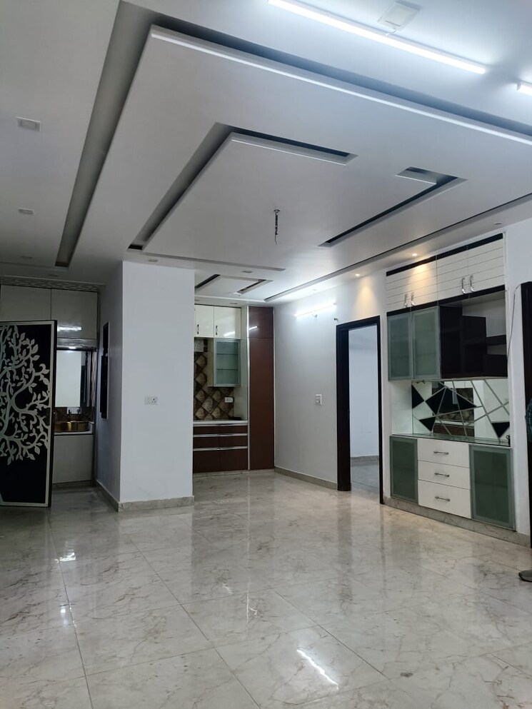 undefined, paschim vihar 3 Bedroom 2150 Sq.Ft. Builder Floor In Paschim Vihar Delhi 8459479