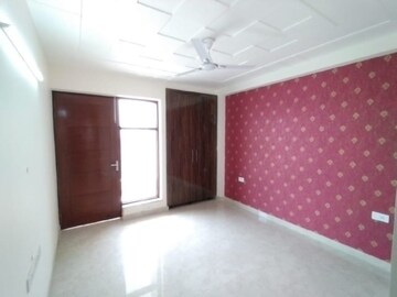 Master Bedroom in 3 BHK Builder Floor at M3M Atrium, Sector 57 – for Rent