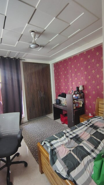 Master Bedroom in 3 BHK Builder Floor at M3M Atrium, Sector 57 – for Rent